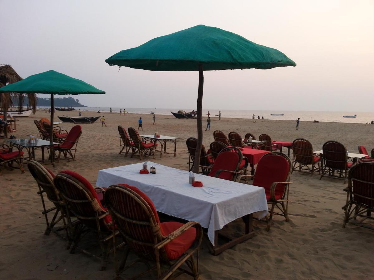 Casa Fiesta Sea Front Beach Huts Patnem Beach Luaran gambar