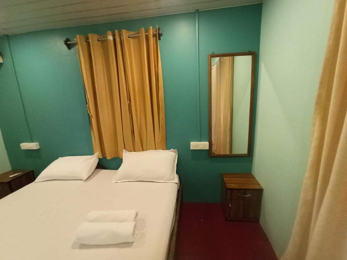 Casa Fiesta Sea Front Beach Huts Patnem Beach Luaran gambar