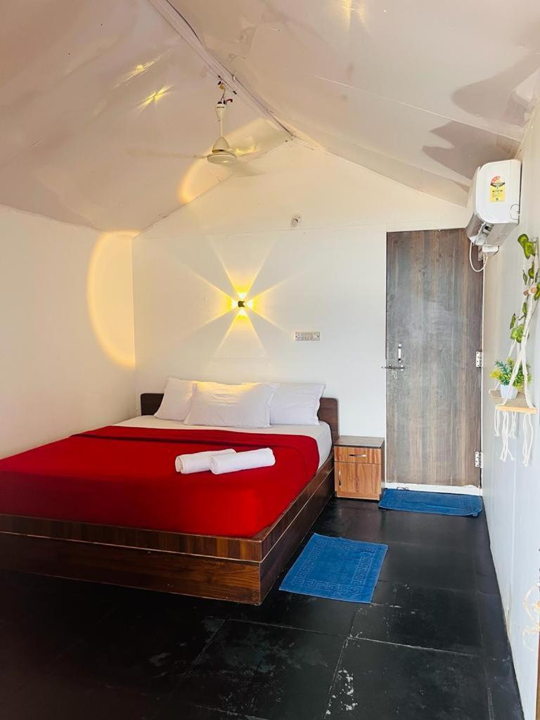 Casa Fiesta Sea Front Beach Huts Patnem Beach Luaran gambar